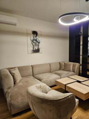 ADAV Luxus Apartment